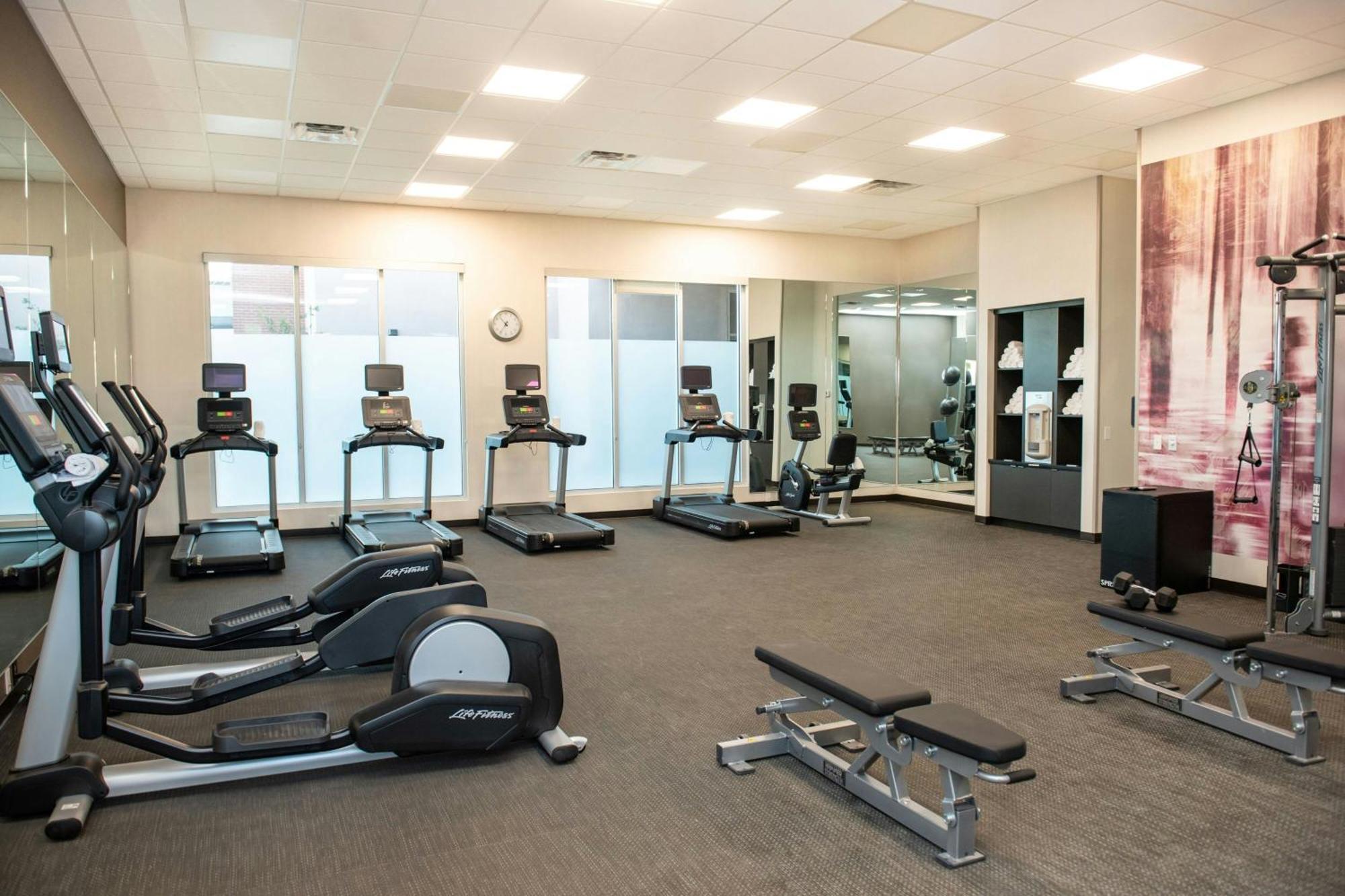 Courtyard By Marriott Mesa At Wrigleyville West エクステリア 写真